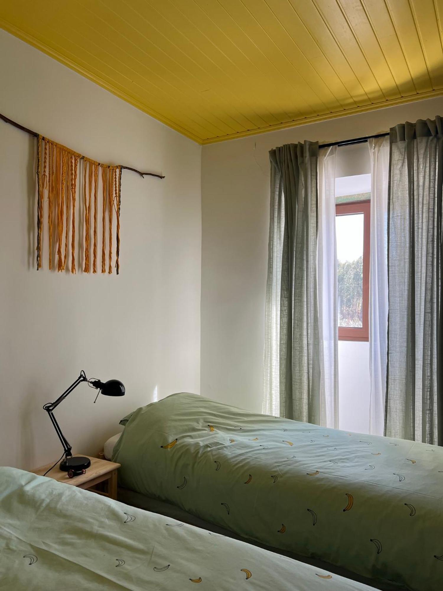 Casa Bizarra Villa Castanheira de Pera Room photo
